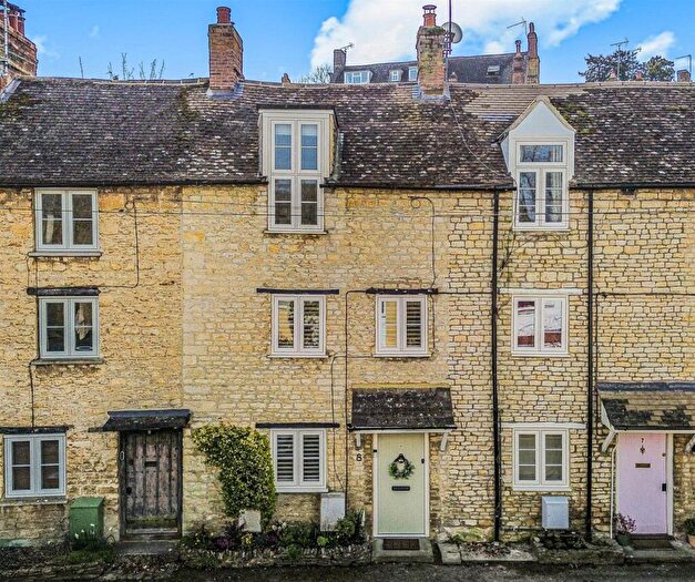 2 Bedroom Terraced House For Sale In Brook Hill, Woodstock, OX20