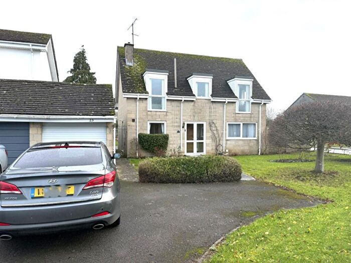 4 Bedroom Detached House For Sale In Cowley Way, Sutton Benger, Chippenham, SN15