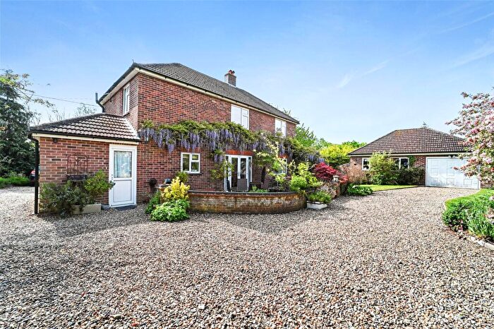 3 Bedroom Detached House For Sale In Lodge Lane, Ardleigh, Colchester, Essex, CO7