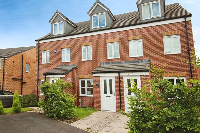 3 Bedroom Property For Sale In Frobisher Avenue, Castleford, WF10