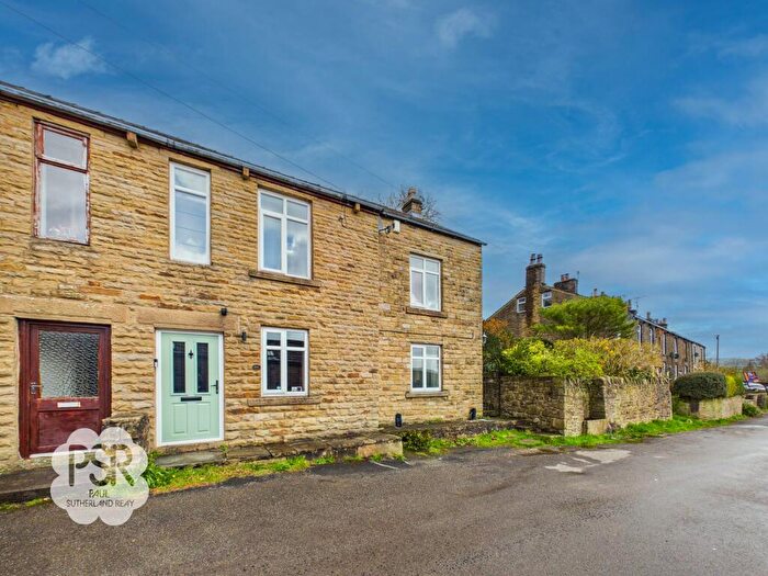 4 Bedroom Semi-Detached House For Sale In Stubbins Lane, Chinley, SK23