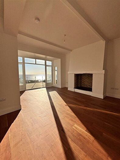 2 Bedroom Property To Rent In Cliff Parade, Leigh-On-Sea, SS9