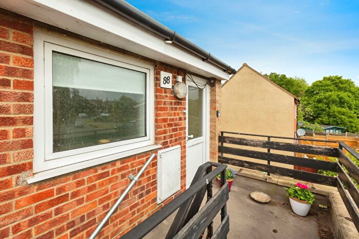 1 Bedroom Flat For Sale In Coombe Hill Crescent, Thame, OX9
