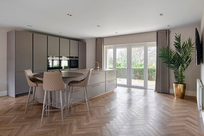 4 Bedroom Detached House For Sale In Rowlands Castle, Hampshire, PO9
