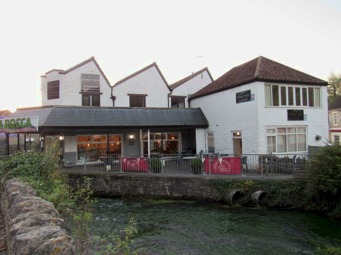 2 Bedroom Flat To Rent In The Bays, Cheddar, Somerset, BS27