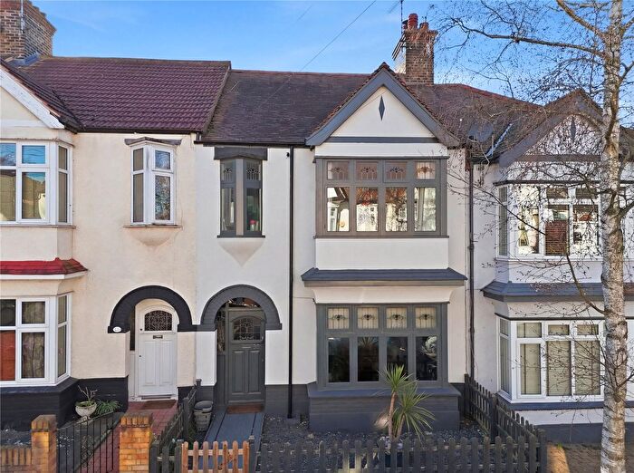 3 Bedroom Terraced House For Sale In Victoria Drive, Leigh-On-Sea, Essex, SS9