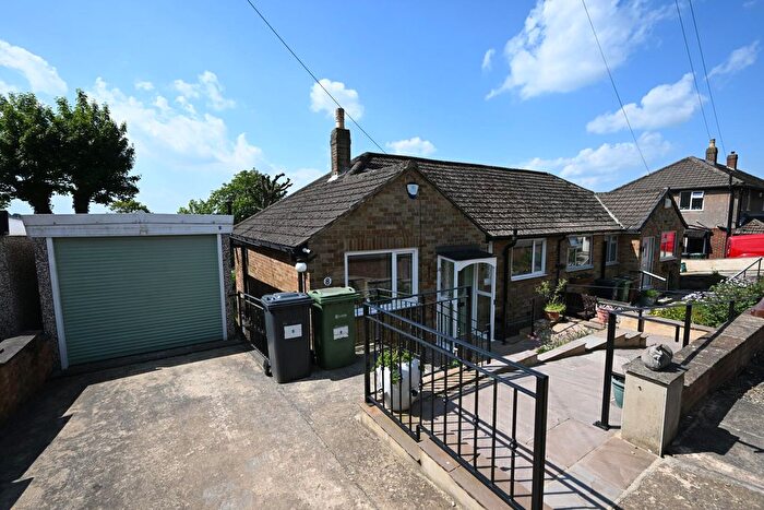 2 Bedroom Semi Detached Bungalow To Rent In Rufford Close, Yeadon, Leeds, LS19