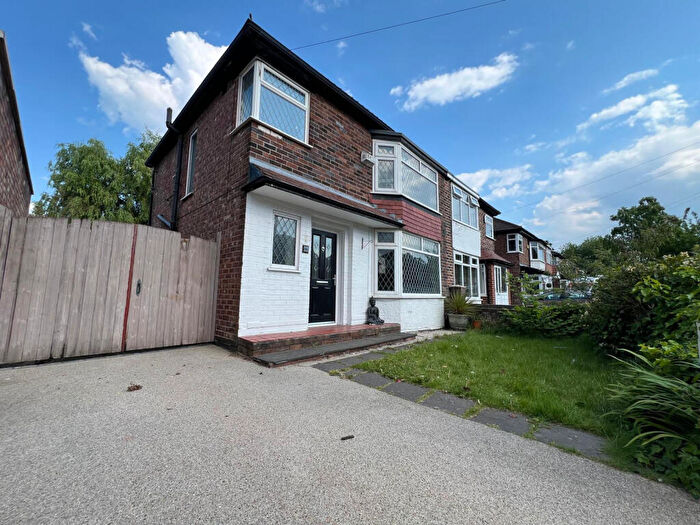 3 Bedroom Semi-Detached House To Rent In Firwood Avenue, Manchester, M41