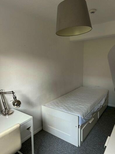 5 Bedroom House To Rent In Britten Close, Colchester, Essex, CO4