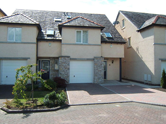 3 Bedroom Semi Detached House To Rent In Riverdale Court, Kendal, LA9