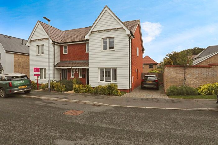 3 Bedroom Semi-Detached House For Sale In Selion Way, Elmswell, Bury St. Edmunds, IP30