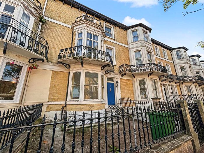 10 Bedroom Town House For Sale In Camperdown, Great Yarmouth, NR30
