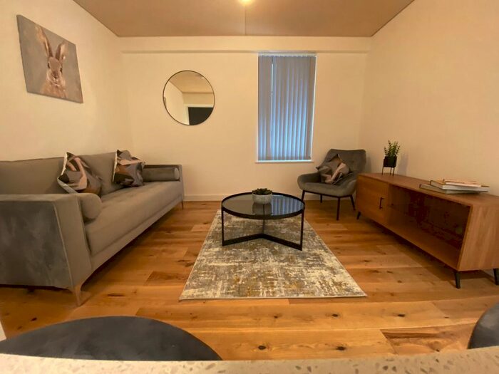 2 Bedroom Flat To Rent In Finlays Yard, Mangle Street, Manchester, M1