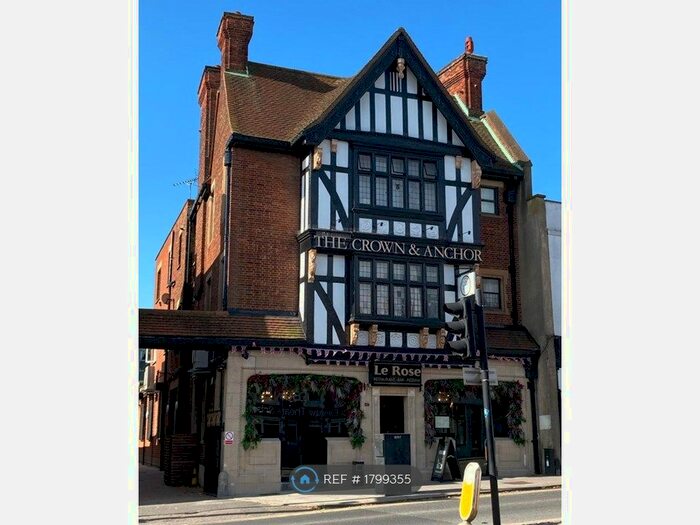 2 Bedroom Flat To Rent In High Street, Barnet, EN5