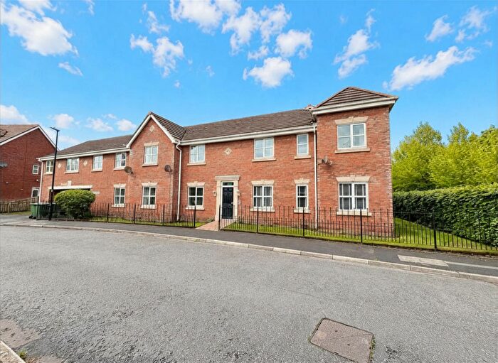 2 Bedroom Flat For Sale In Delph Drive, Burscough, L40