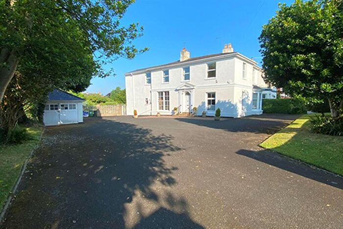 5 Bedroom Semi Detached House For Sale In Red Hill, Oldswinford, Stourbridge, DY8
