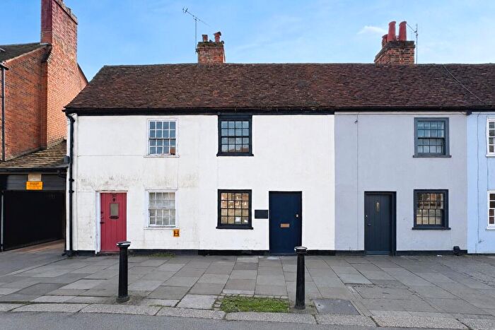 2 Bedroom Terraced House To Rent In Broad Street, Wokingham, Berkshire, RG40