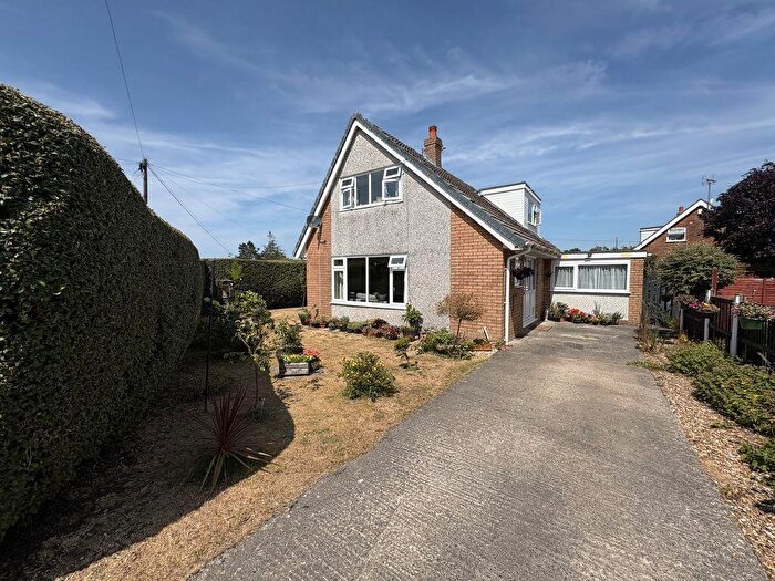 5 Bedroom Detached Bungalow For Sale In Troon Way, Upper Colwyn Bay, LL29