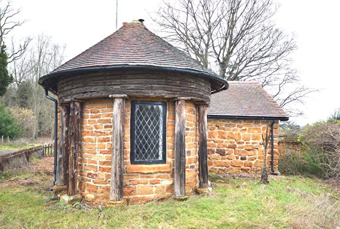 1 Bedroom Cottage To Rent In Pheasantry East Lodge, Lower Harlestone, NN7