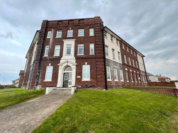 Studio To Rent In Leicester Avenue, Cliftonville, CT9