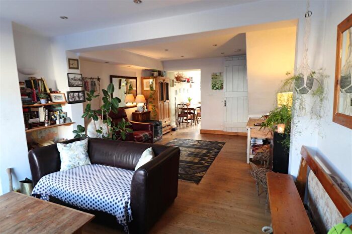 3 Bedroom Terraced House To Rent In Watermoor Road, Cirencester, Gloucestershire, GL7