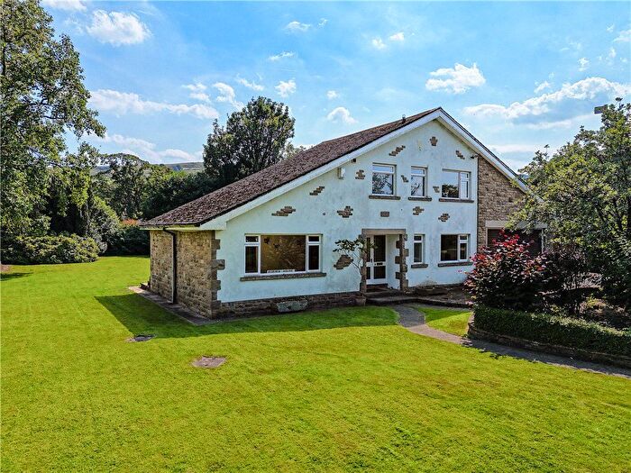 4 Bedroom Detached House For Sale In Bent Lane, Sutton-In-Craven, Keighley, North Yorkshire, BD20
