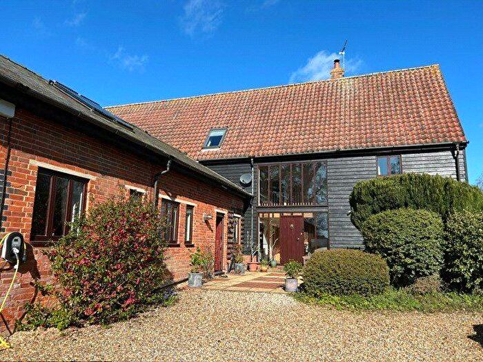 4 Bedroom Barn Conversion For Sale In Haverhill Road, Barnardiston, Suffolk, CB9
