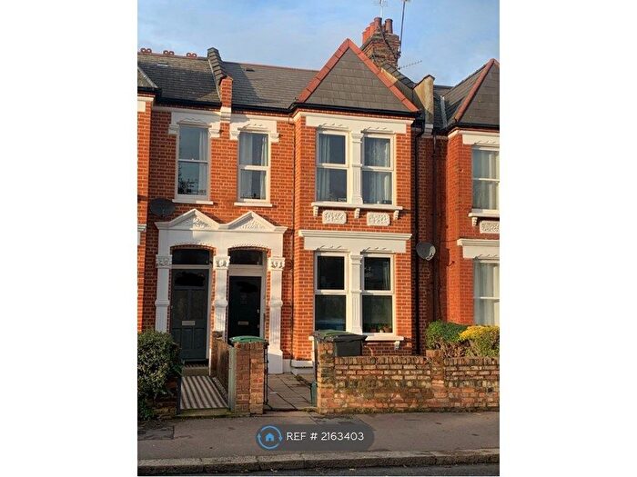 2 Bedroom Flat To Rent In Weston Park, Crouch End, N8
