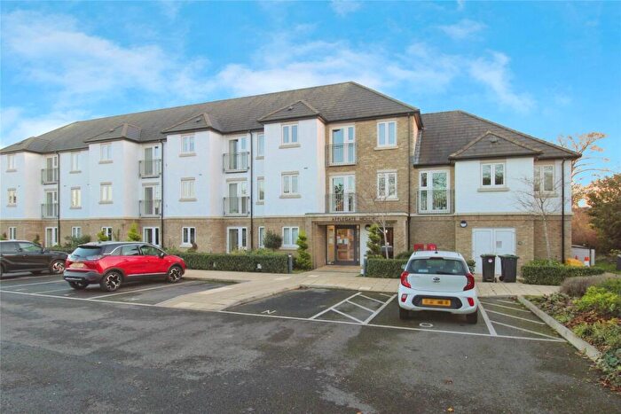 1 Bedroom Apartment For Sale In Applegate House, Trowbridge, BA14