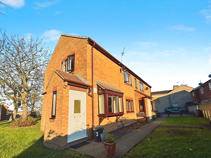 1 Bedroom Flat To Rent In Erin Court, Swindon, SN1