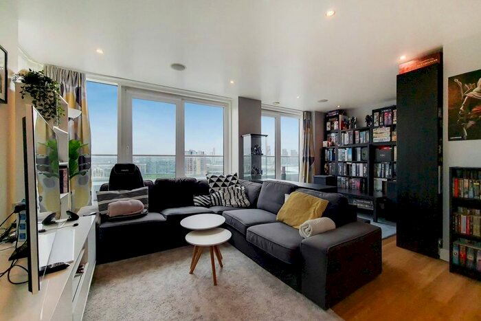 2 Bedroom Flat To Rent In Adriatic Apartments, Royal Docks, London, E16