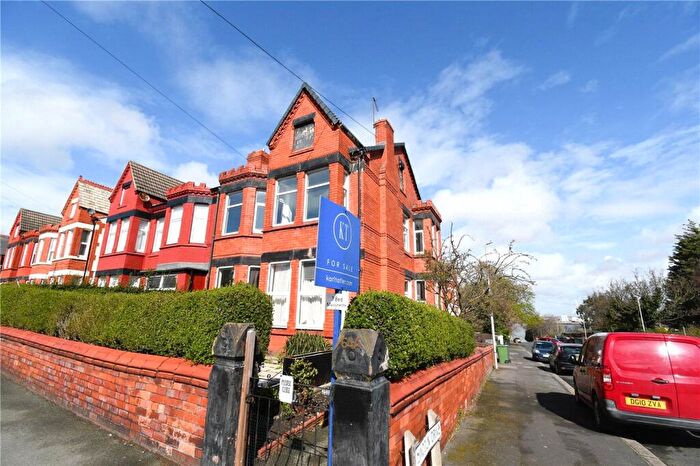 3 Bedroom Flat To Rent In Seabank Road, New Brighton, Wirral, CH45