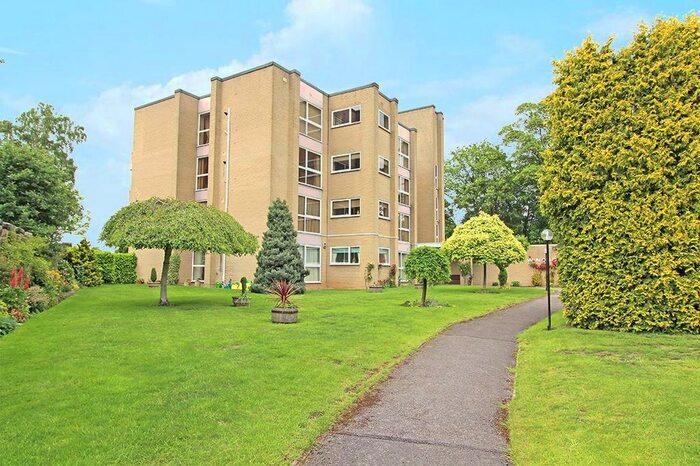3 Bedroom Flat To Rent In Cavendish Avenue, Harrogate HG2