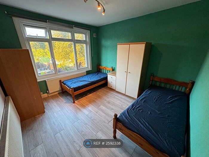 2 Bedroom Flat To Rent In London Road, Wembley, HA9
