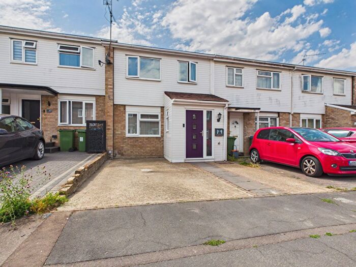 Terraced House For Sale In Blenheim Road, Horsham, West Sussex, RH12