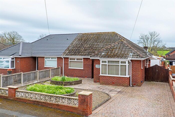 2 Bedroom Semi Detached Bungalow For Sale In Hall Carr Lane, Longton, Preston, PR4
