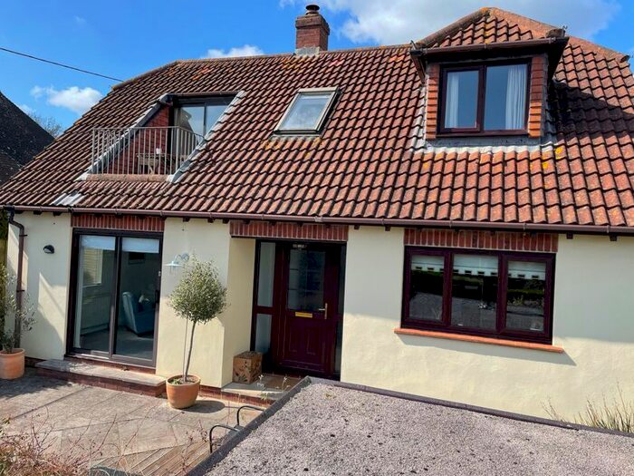 4 Bedroom Detached House To Rent In Cofton Hill, Cockwood, Exeter, EX6