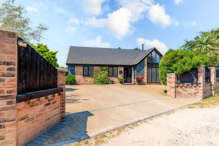 3 Bedroom Detached Bungalow For Sale In Ormesby Glebe, Hemsby, NR29