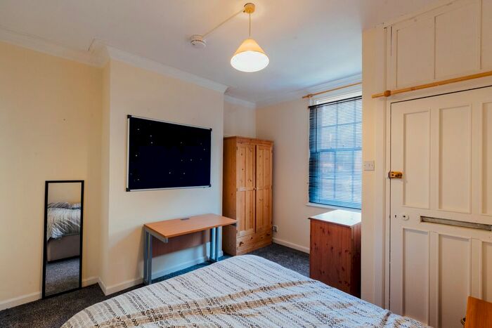 5 Bedroom Semi-Detached House To Rent In Park Street, Lincoln LN1