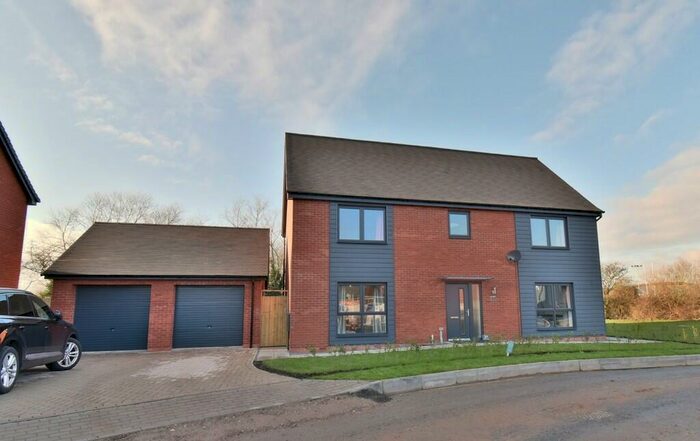 5 Bedroom Detached House To Rent In Tatenhill Lane, Branston, Staffordshire, DE14