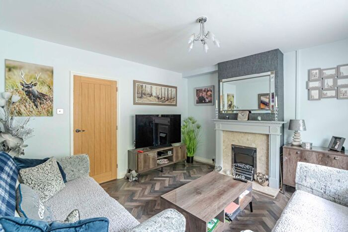 3 Bedroom Semi-detached House For Sale In The Gastons, Lawrence Weston, Bristol, BS11