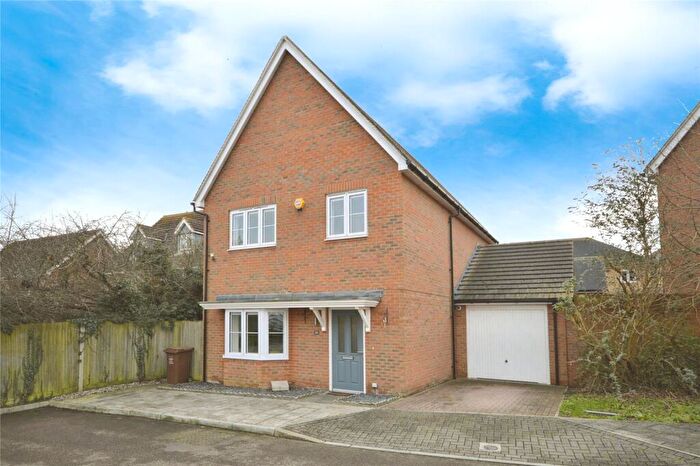 4 Bedroom Detached House For Sale In Flora Way, Hoo, Rochester, Kent, ME3