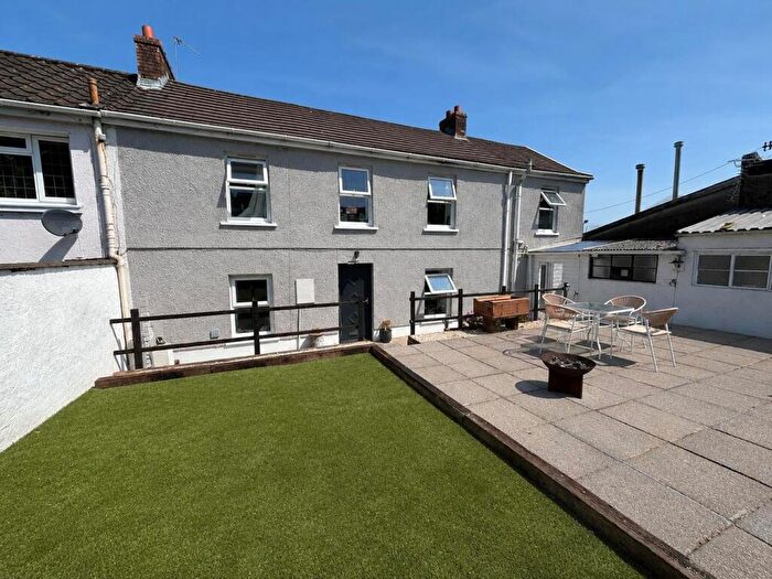 3 Bedroom End Of Terrace House For Sale In Lammas Street, Carmarthen, SA31