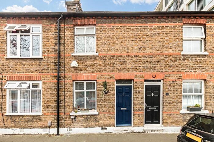 2 Bedroom Terraced House To Rent In George Street, London, W7