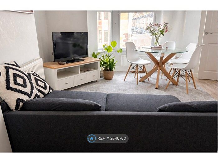 3 Bedroom Maisonette To Rent In Raleigh Road, Bristol, BS3