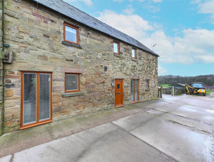 3 Bedroom Semi-Detached House For Sale In Manor Barn, Pentrich., DE5