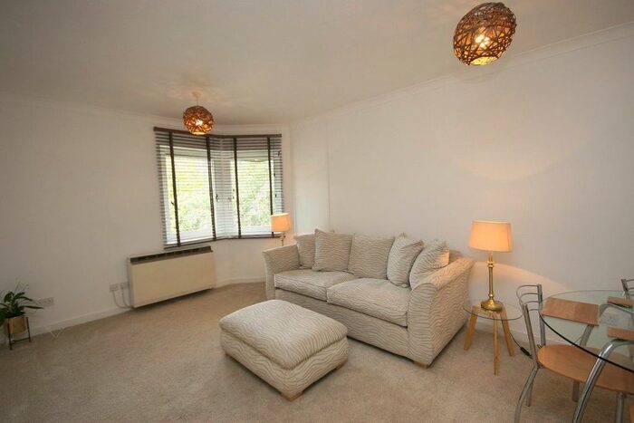 1 Bedroom Flat To Rent In Eyre Place, Edinburgh, EH3