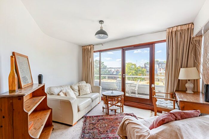 1 Bedroom Flat For Sale In Kendal Steps, St. Georges Fields, London, W2