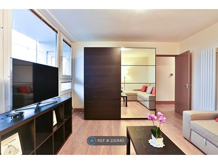 1 Bedroom Flat To Rent In Evelyn Street, London, SE8