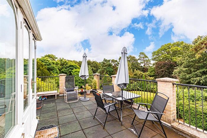 2 Bedroom Apartment To Rent In Fordingbridge, SP6